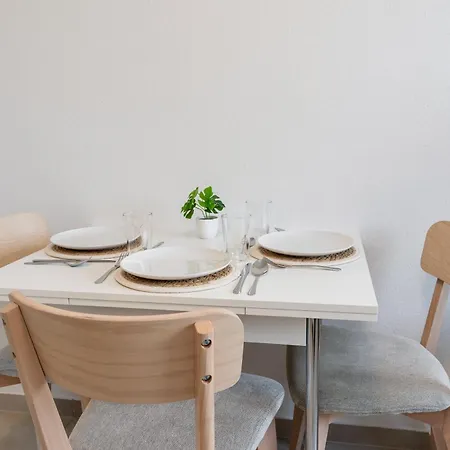 Grosse Mit 7 Betten Und Balkon Apartamento Baesweiler