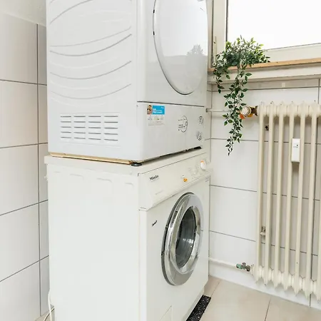 Grosse Mit 7 Betten Und Balkon Apartamento Baesweiler