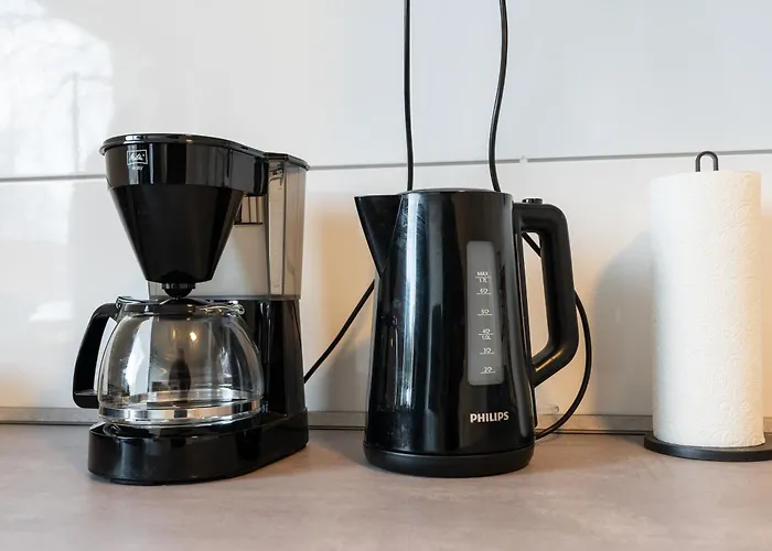 Grosse Mit 7 Betten Und Balkon *